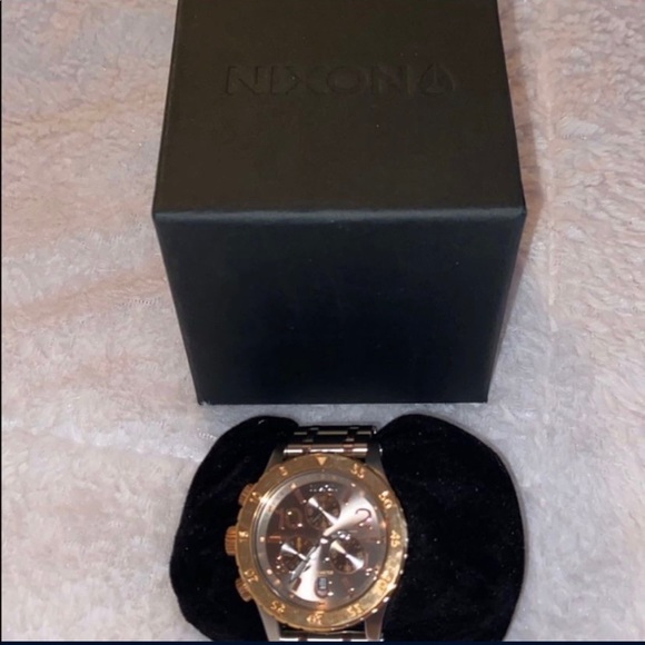Nixon 28-20 Chrono